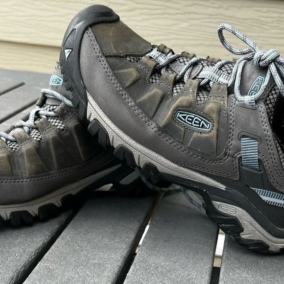 Keen women’s size 8.5 hiking shoe Targhee lll waterproof - Picture 2 of 9